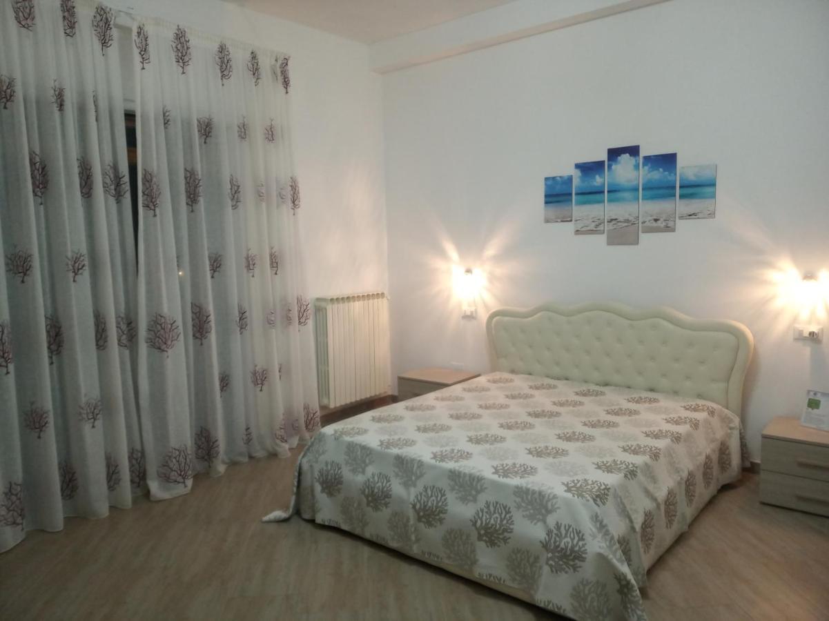 Mediterranea Guest House Porto Cesareo Exterior photo